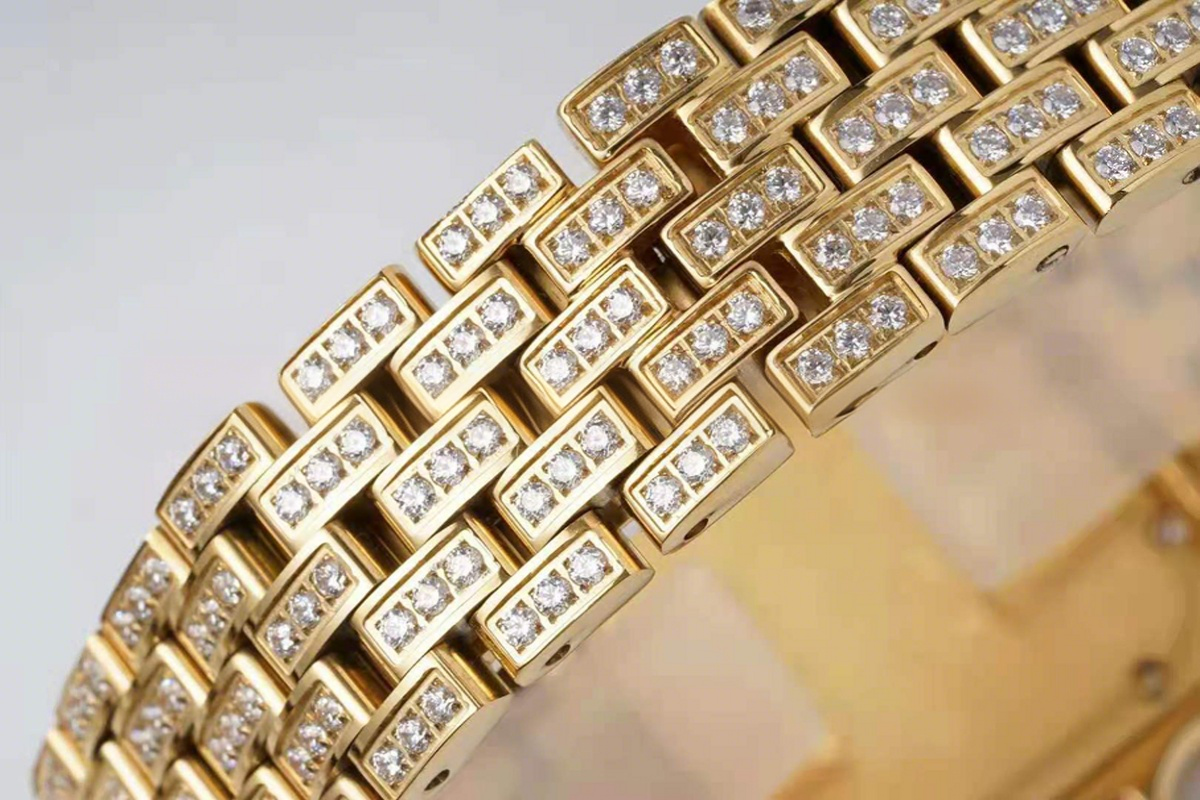 Cartier Panthère De Cartier 28mm White Dial in Yellow Gold with Diamonds-fasswatch