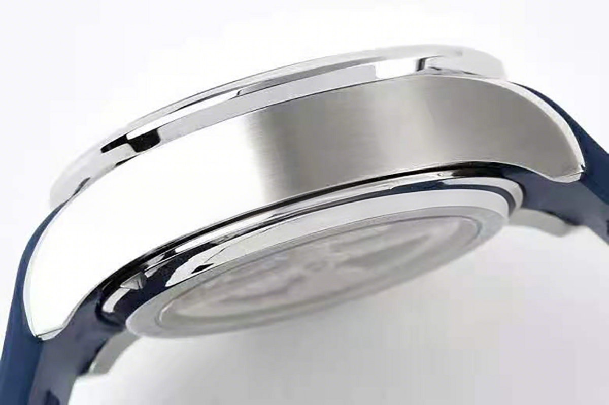 IWC Portugieser Yacht Club Chronograph IW390705 Blue Dial in Steel-fasswatch