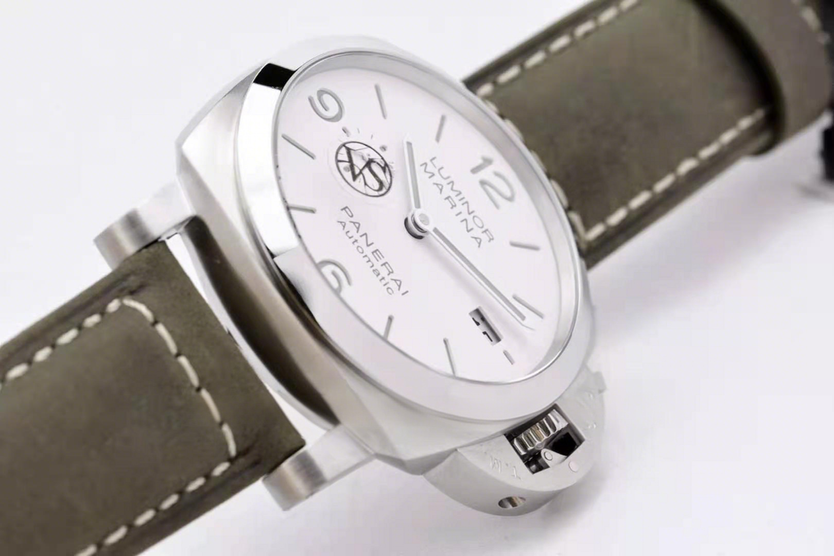 Panerai PAM1394 Luminor Marina 42mm-fasswatch