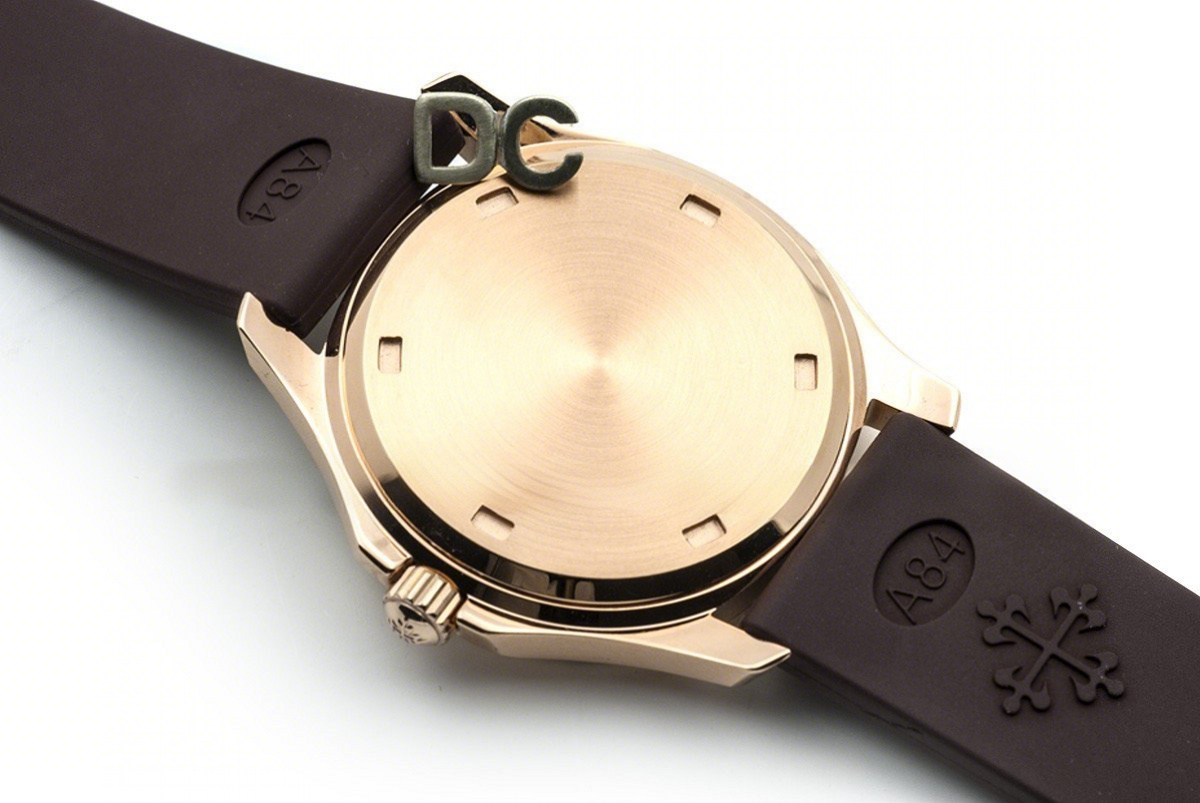 Patek Philippe Aquanaut Luce 5068R-001 in Rose Gold-fasswatch