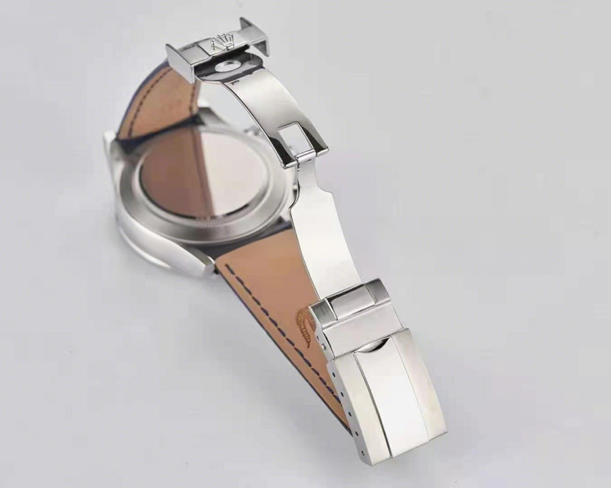 Rolex Daytona 11659912SA Diamond Paved Dial in White Gold with White and Blue Diamonds-fasswatch