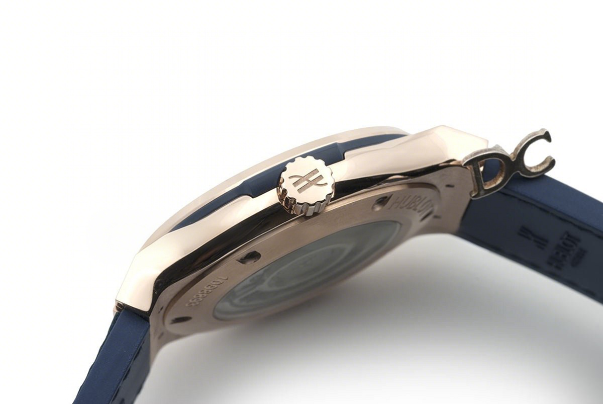 Hublot Classic Fusion Automatic 42mm Blue Dial in Rose Gold-fasswatch