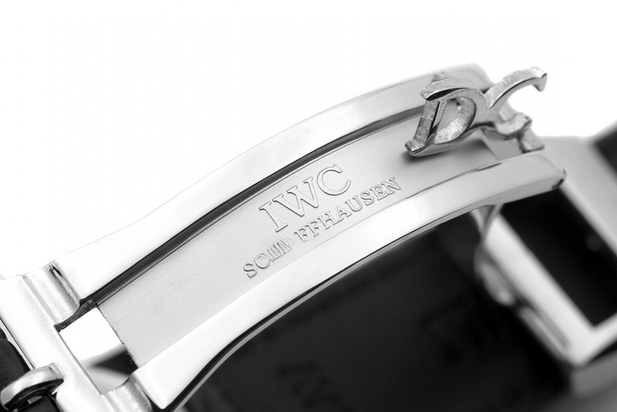 IWC Portuguese Tourbillon Mystère Rétrograde IW504204 in White Gold-fasswatch