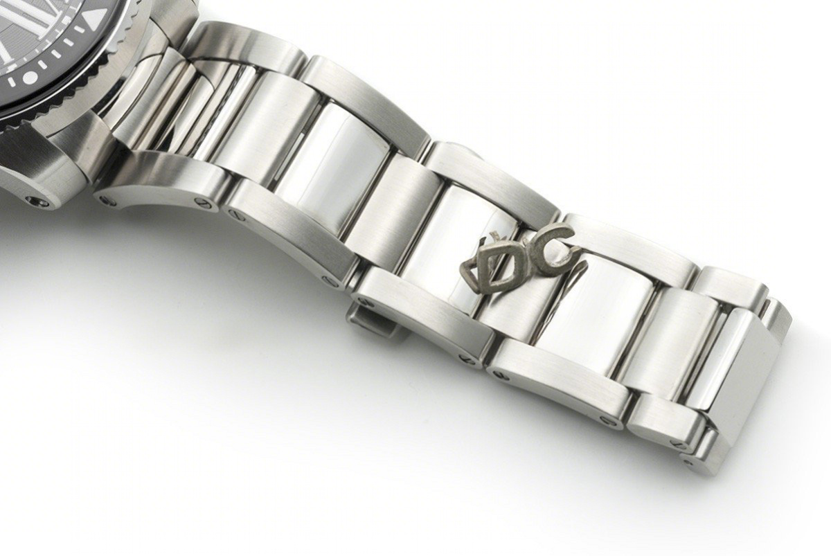 Calibre de Cartier Diver Black Dial in Steel Bracelet-fasswatch