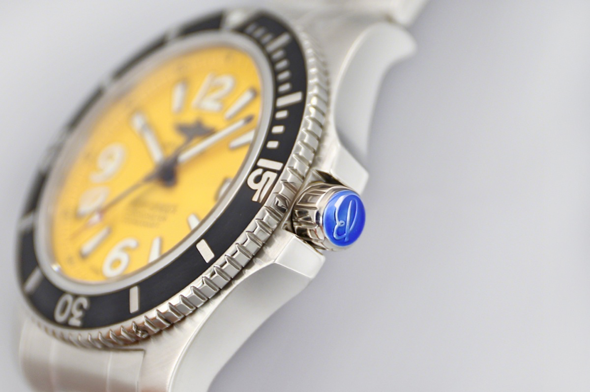 Breitling Superocean Automatic 44mm in Yellow Dial on Black Bezel Ref: A17367021I1A1-fasswatch