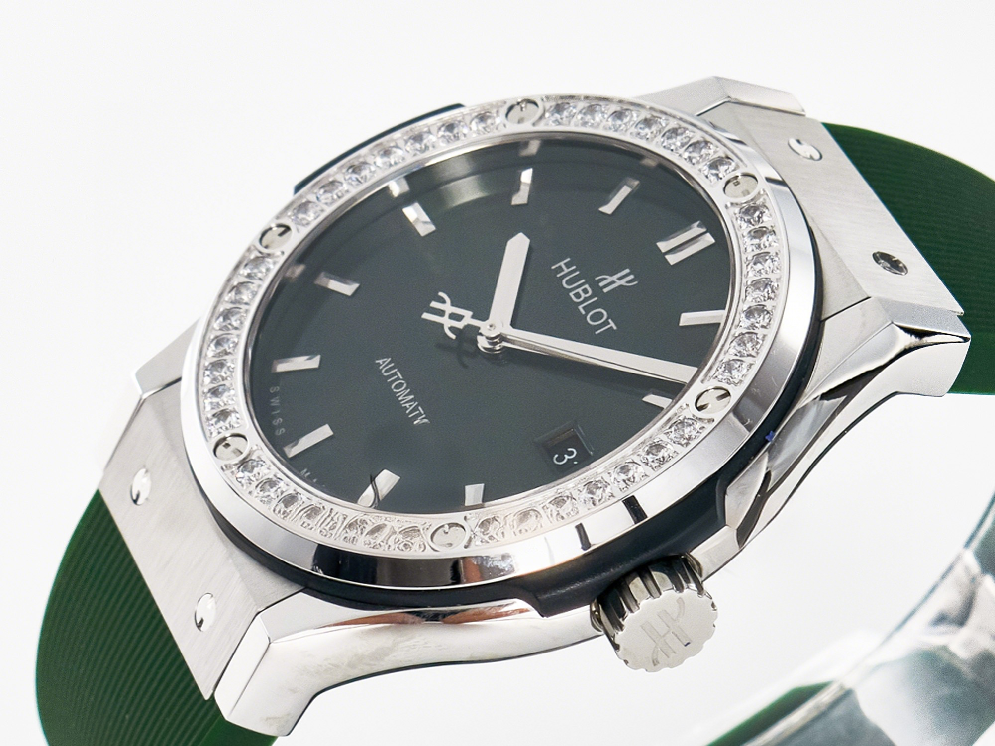 Hublot Classic Fusion Bang 42mm HBF 1:1 Best Edition Green Dial Diamonds Bezel on Green Rubber Strap A2892-fasswatch