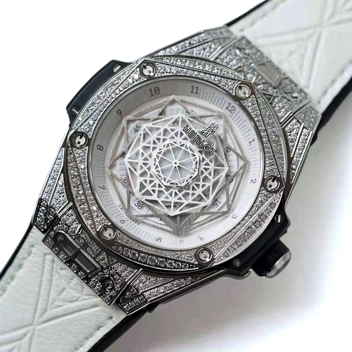 Hublot Big Bang Unico Sang Bleu Steel Pave White-fasswatch