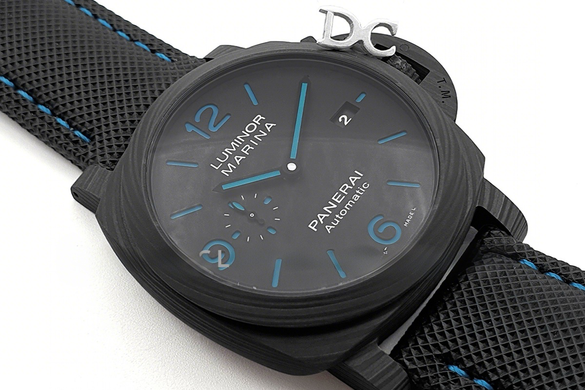 Panerai Pam1661 Luminor Marina Carbotech 44mm-fasswatch