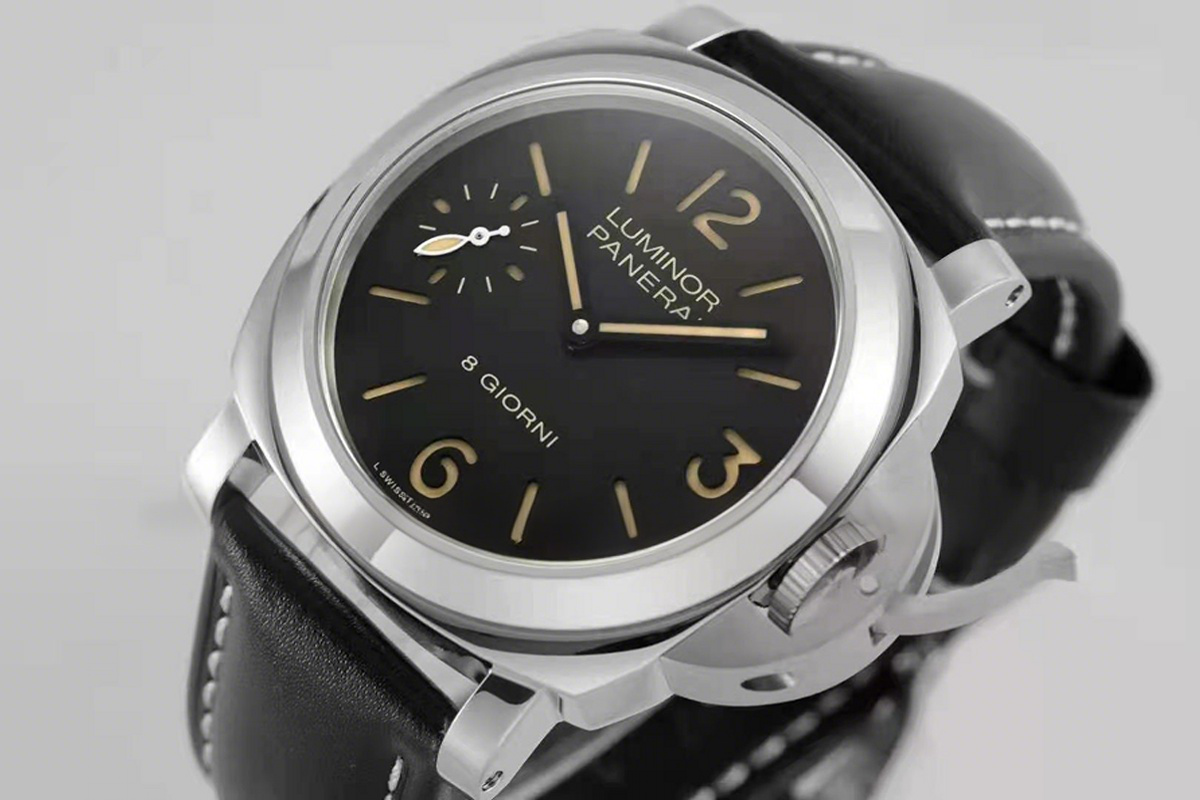 Panerai PAM915 Luminor Base 8 Days 44mm-fasswatch
