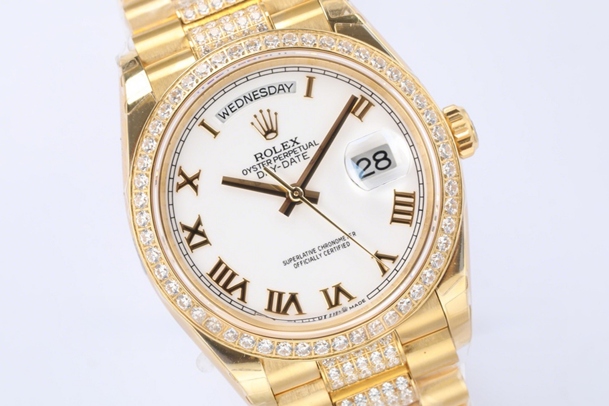 Rolex Day-Date 36 128348RBR White Dial with Diamond Bezel in Yellow Gold-fasswatch