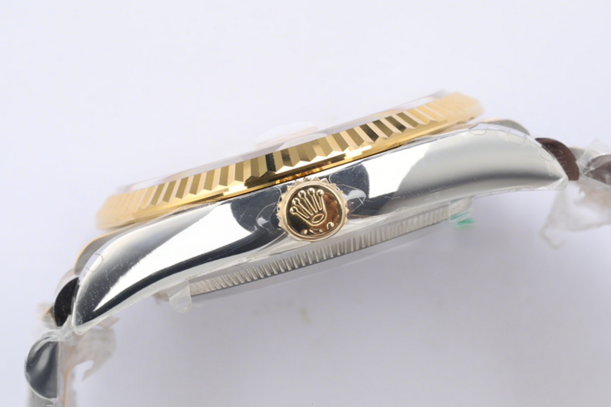 Rolex Datejust 36 126233 Golden Dial in Steel/Yellow Gold on Jubilee Bracelet-fasswatch