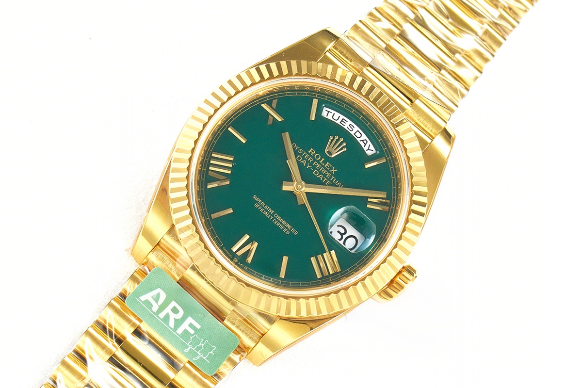 Rolex Daydate 40 228238 Green Dial with Roman Marker in Yellow Gold (Gain Weight)-fasswatch