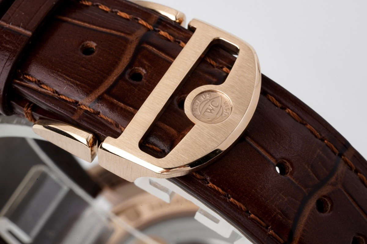 IWC Portugieser Automatic 40 IW358306 White Dial in Rose Gold-fasswatch