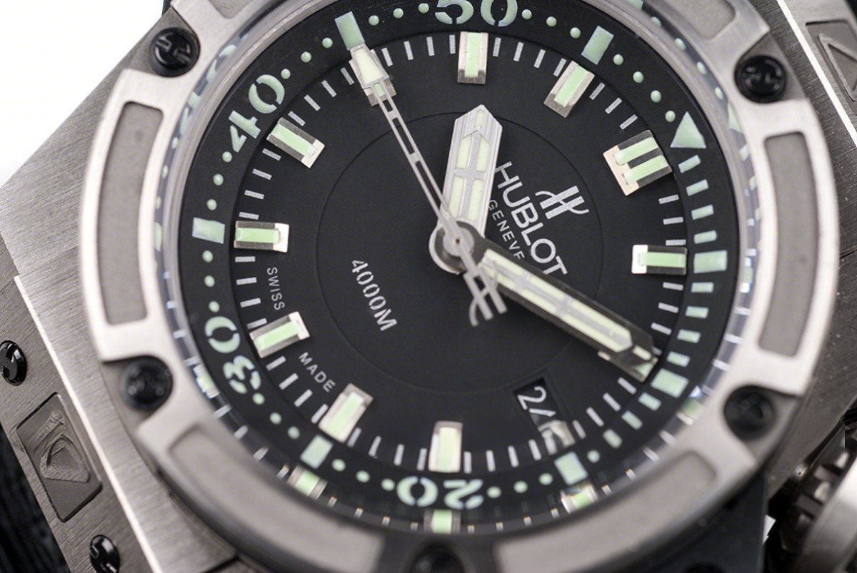 Hublot King Power Oceanographic 4000m Diver in Titanium-fasswatch