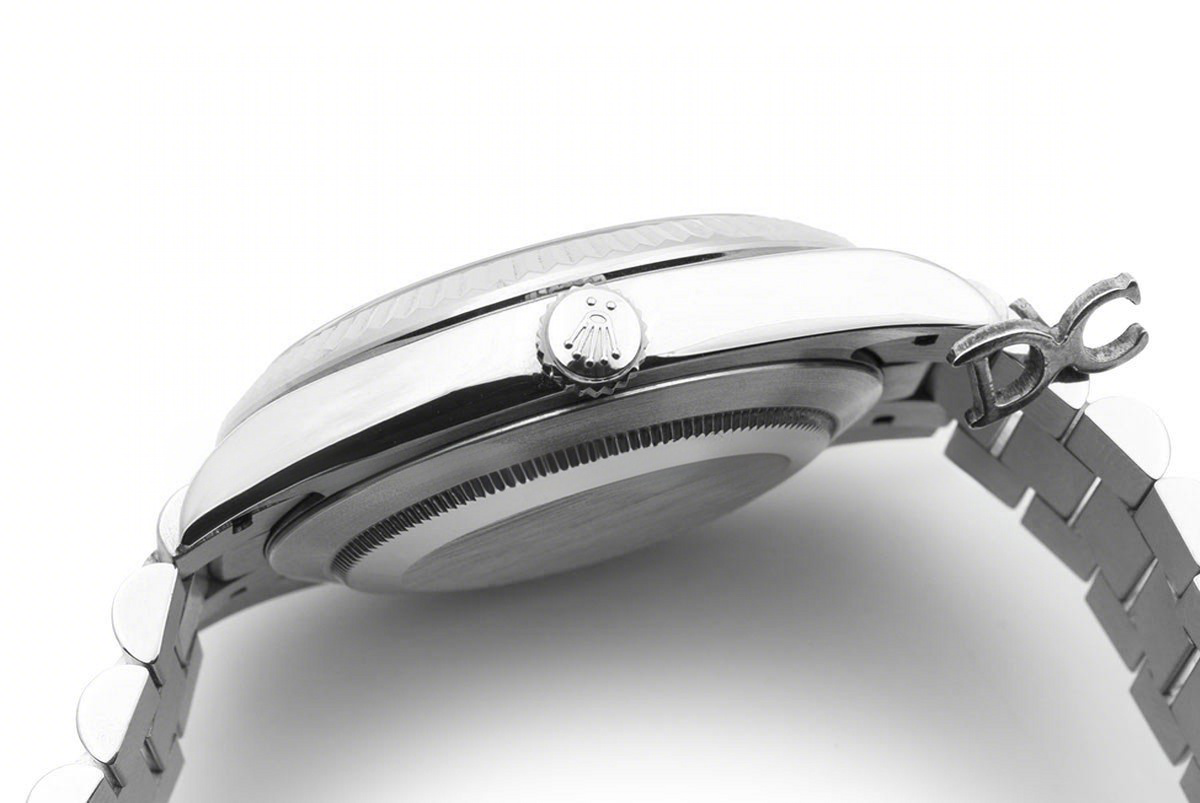 Rolex Day-Date 40 228239 White Dial in White Gold-fasswatch