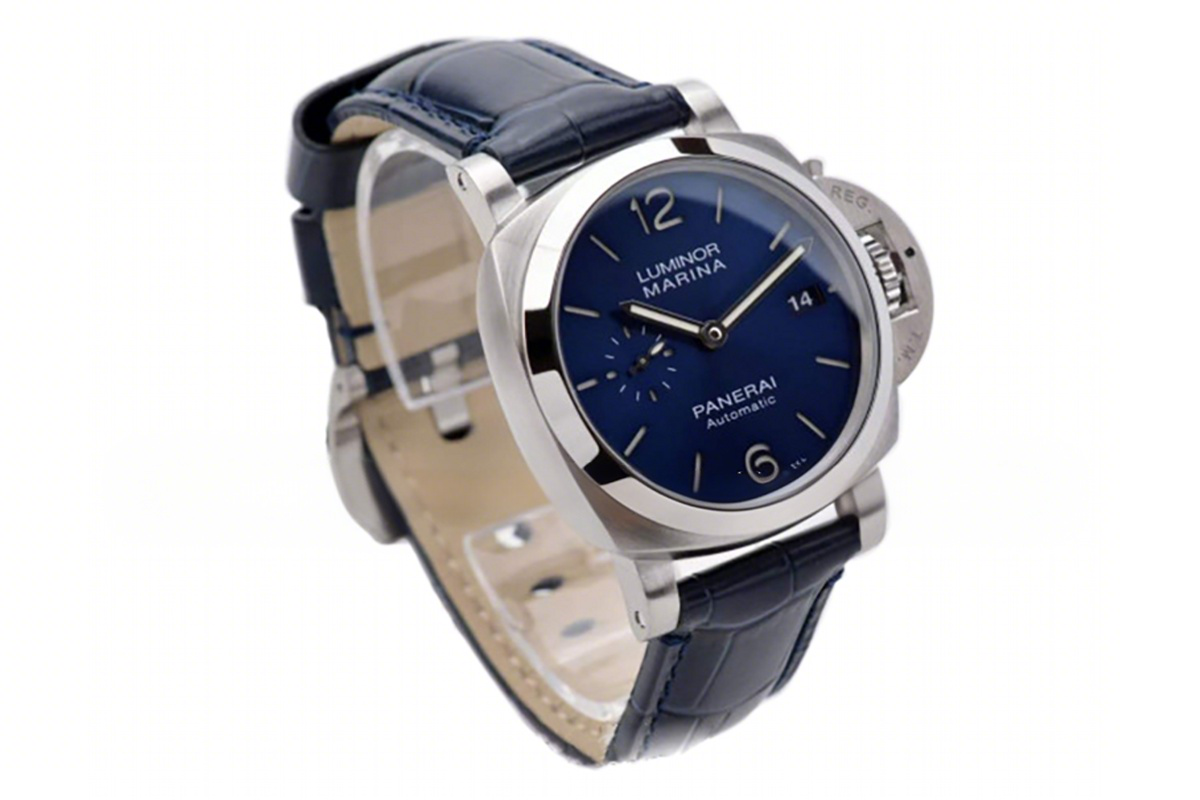 Panerai PAM1393 Luminor Marina 42mm-fasswatch