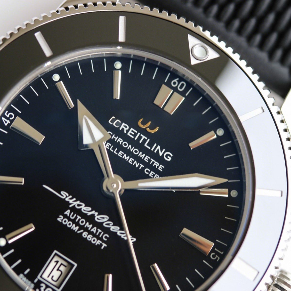 Breitling Superocean Heritage II B20 Automatic 42mm in Black Dial on Black Bezel on Rubber Strap-fasswatch