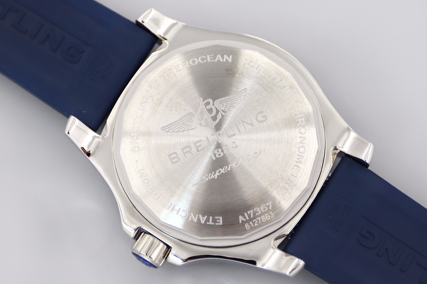 Breitling Superocean Automatic 44mm in White Dial on Blue Bezel on Rubber Strap-fasswatch