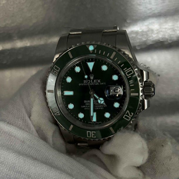 Clean Factory Rolex Submariner 116610LV “Hulk” Green Dial 40mm, Ceramic Bezel, 904L Steel, Best Edition 3135 Movement-fasswatch