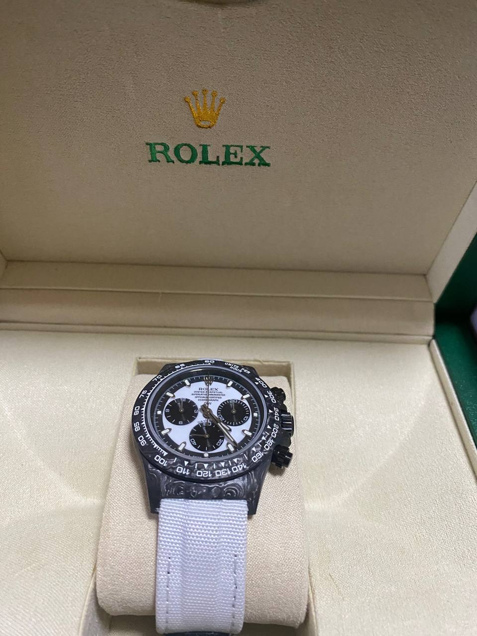Rolex Daytona Carbon Cosmograph Cream Dial 4130CR Replica-fasswatch