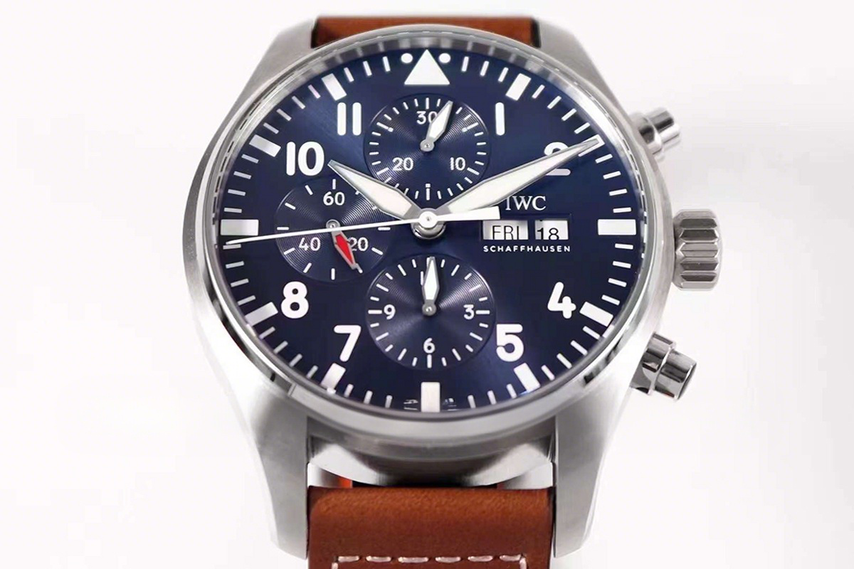 IWC Pilot’s Watch Chronograph Edition “Le Petit Prince” IW377714-fasswatch