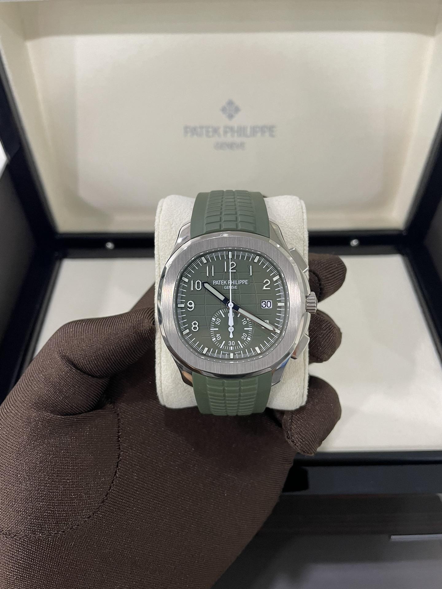 Patek Philippe Aquanaut 5968G Avocado 42mm-fasswatch