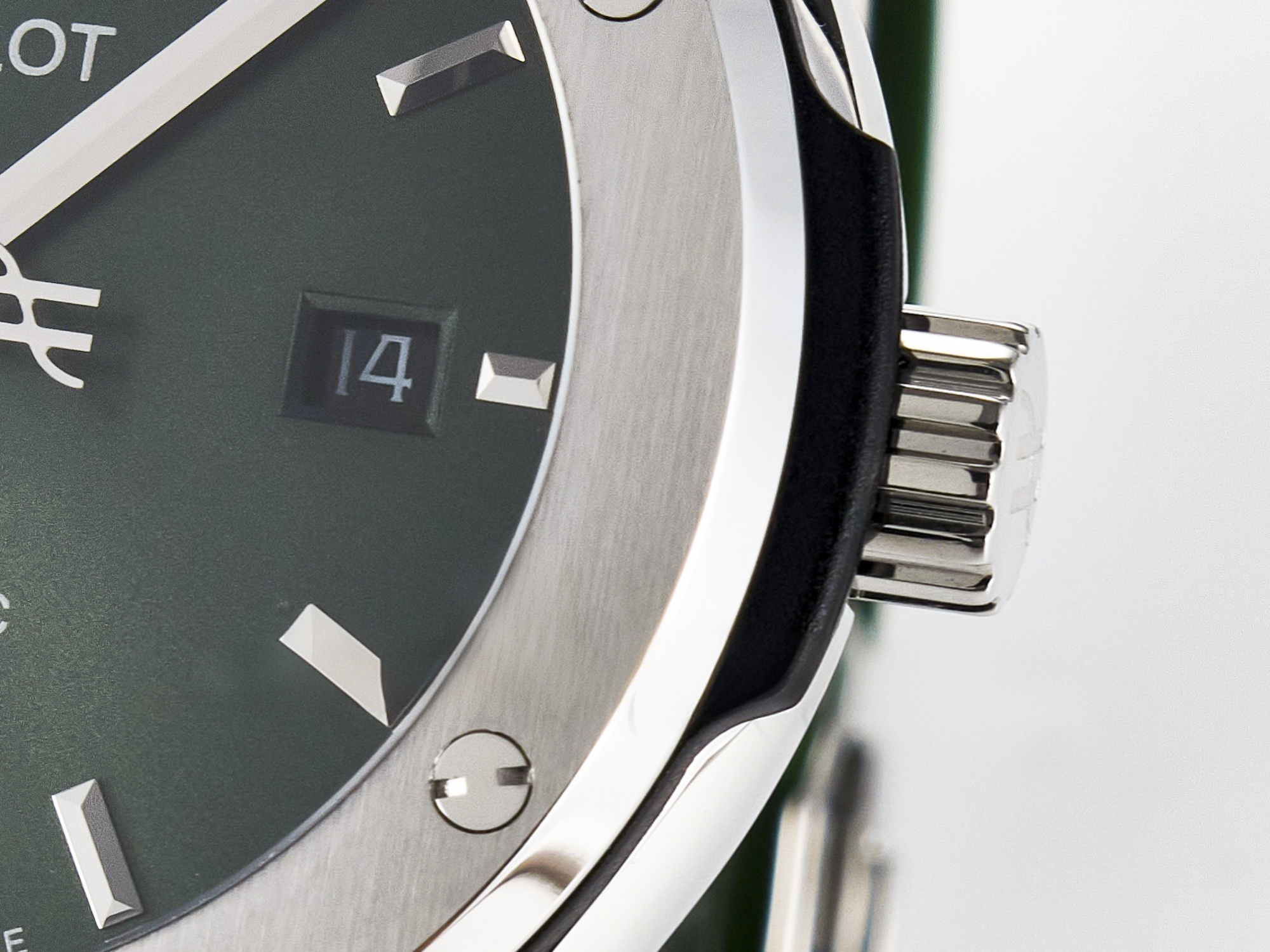 Hublot Classic Fusion Bang 42mm HBF 1:1 Best Edition Green Dial on Green Rubber Strap A2892-fasswatch