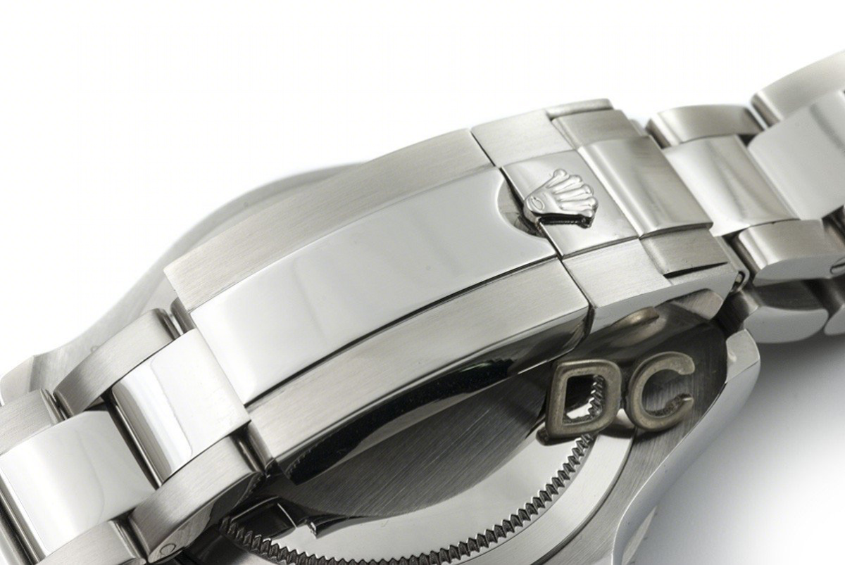 Rolex Yacht-Master 116622 Blue Dial with Black Bezel-fasswatch