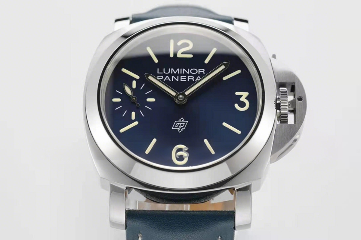 Panerai PAM1085 Luminor Blu Mare 44mm-fasswatch