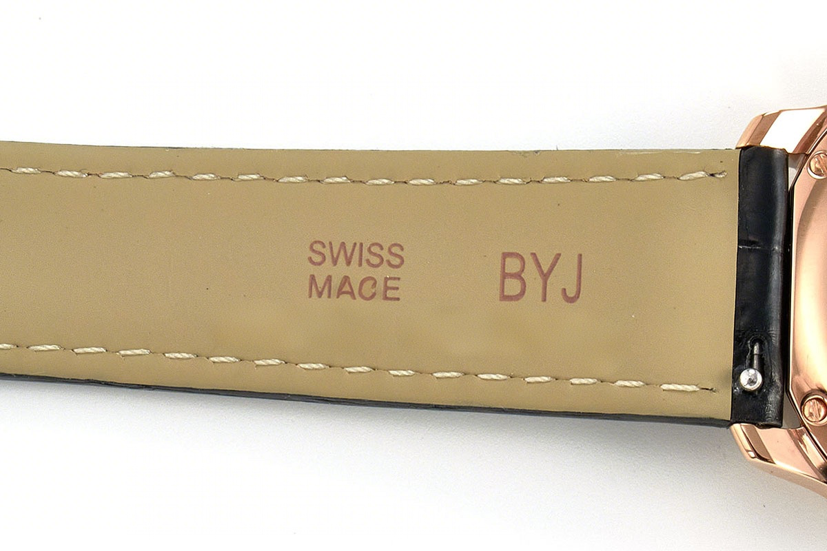 Cartier Ronde Must De Cartier 36mm White Dial with Diamond Bezel in Rose Gold-fasswatch