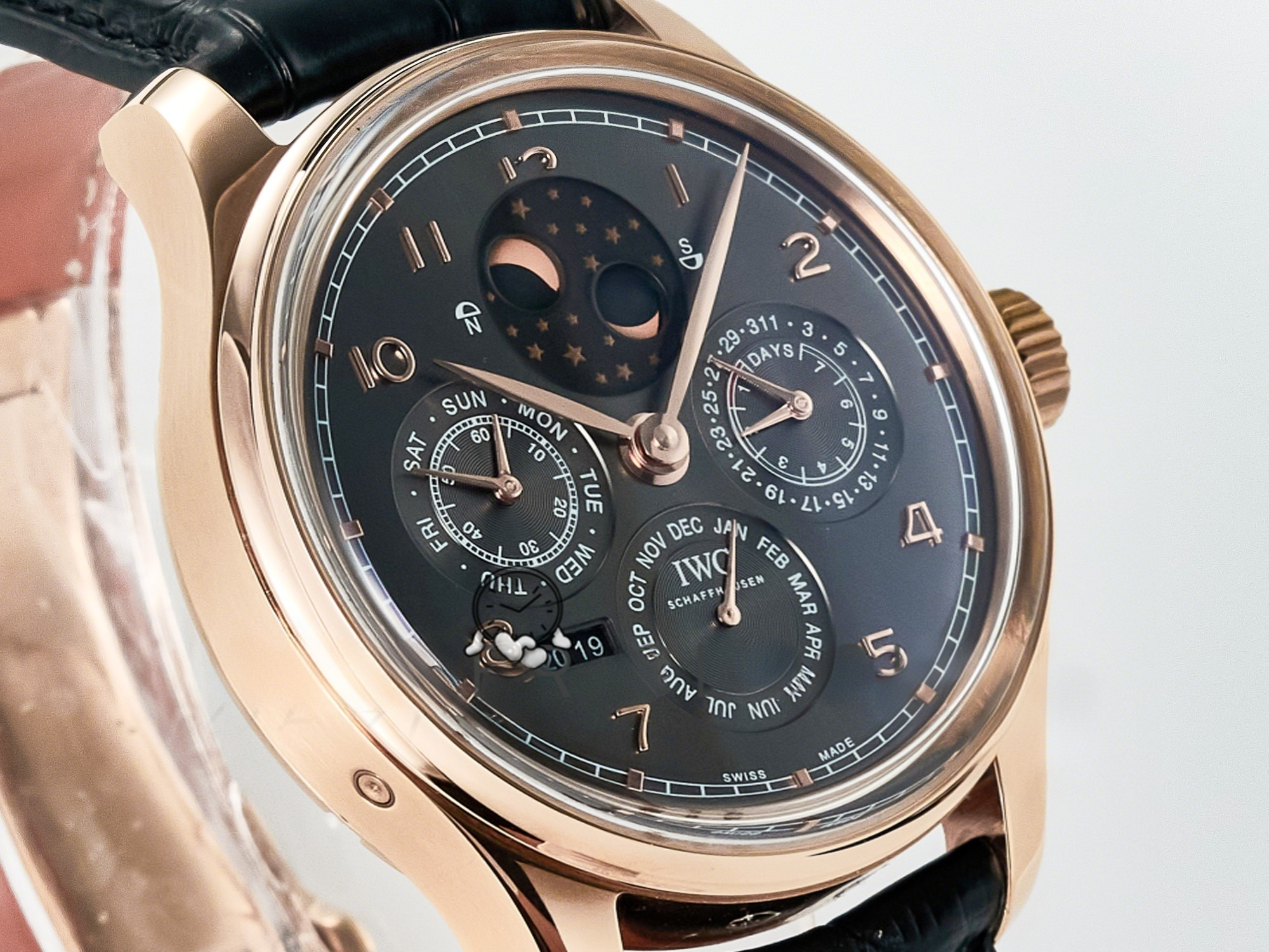 IWC IW5034 Portugieser Perpetual Calendar RG V9F 1:1 Best Edition Black Dial on Black Leather Strap A52610-fasswatch
