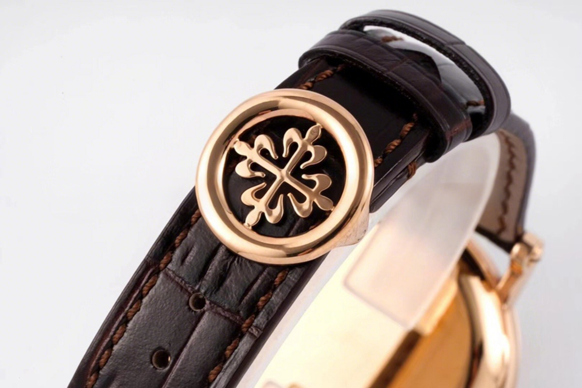 Patek Philippe Calatrava 5153 White Dial in Rose Gold-fasswatch