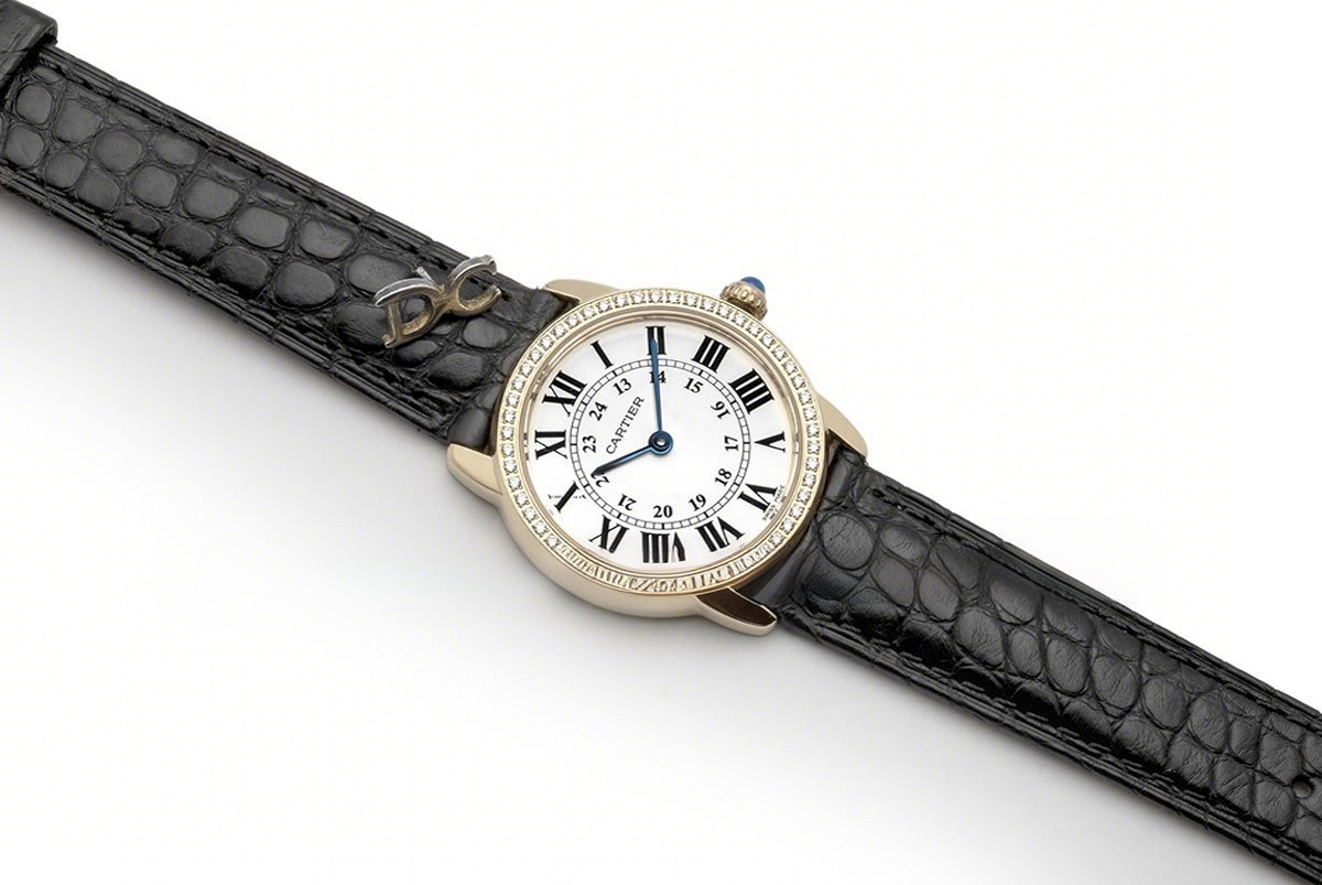 Cartier Ronde Louis Cartier Watch 29mm White Dial in Yellow Gold on Black Leather Strap-fasswatch