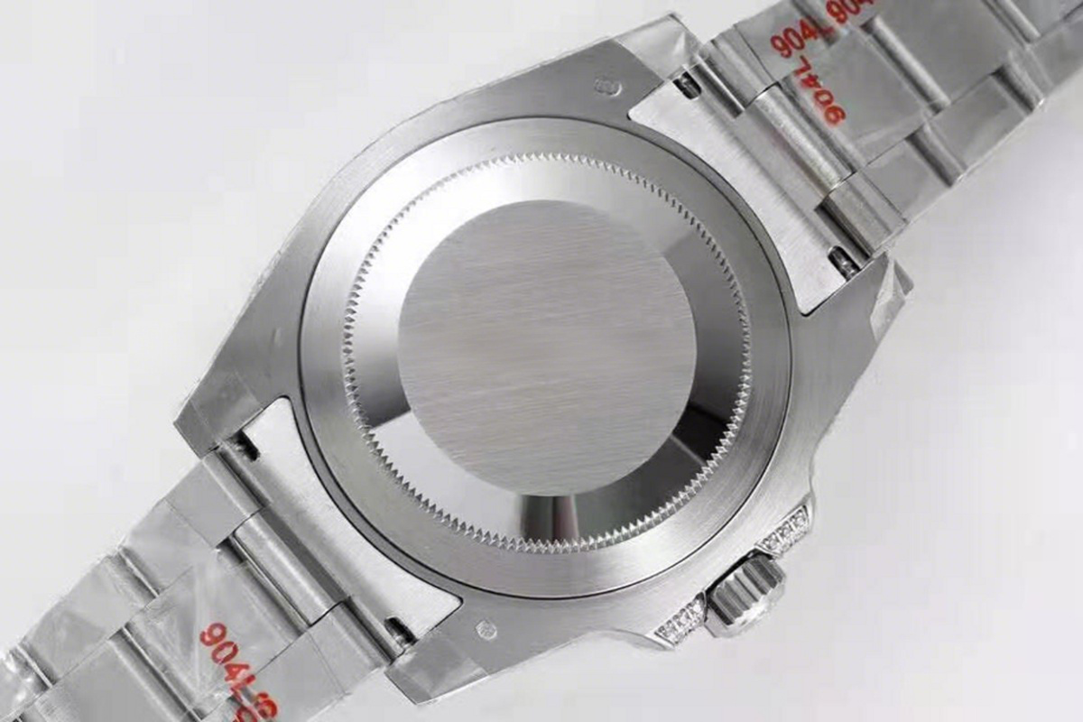 Rolex GMT Master II 126710 BLRO “Pepsi” with Paved Diamond Bezel-fasswatch