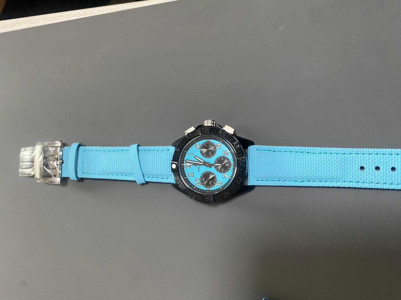 Breitling Avenger B01 Chronograph 42 Night Mission SB0146101L1X1-fasswatch