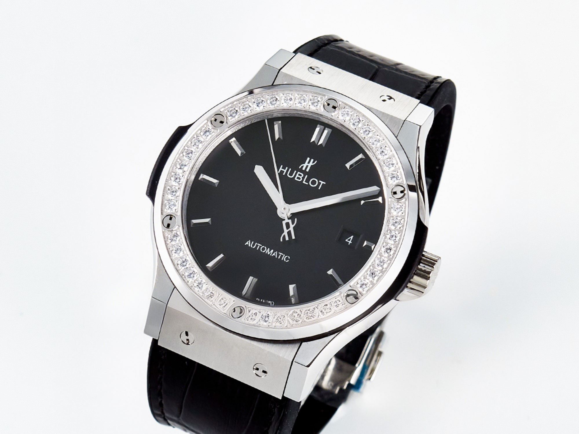 Hublot Classic Fusion Bang 42mm HBF 1:1 Best Edition Black Dial Diamonds Bezel on Black Leather Strap A2892-fasswatch