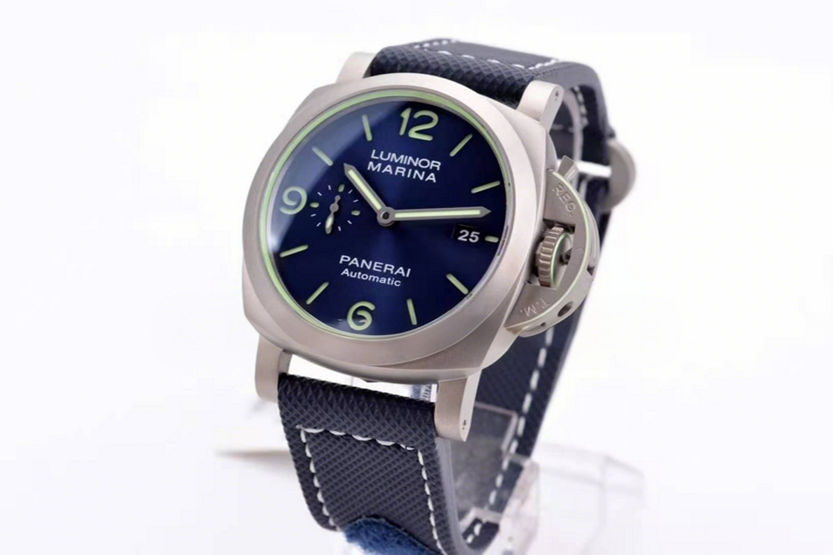 Panerai PAM1117 Luminor Marina 44mm-fasswatch