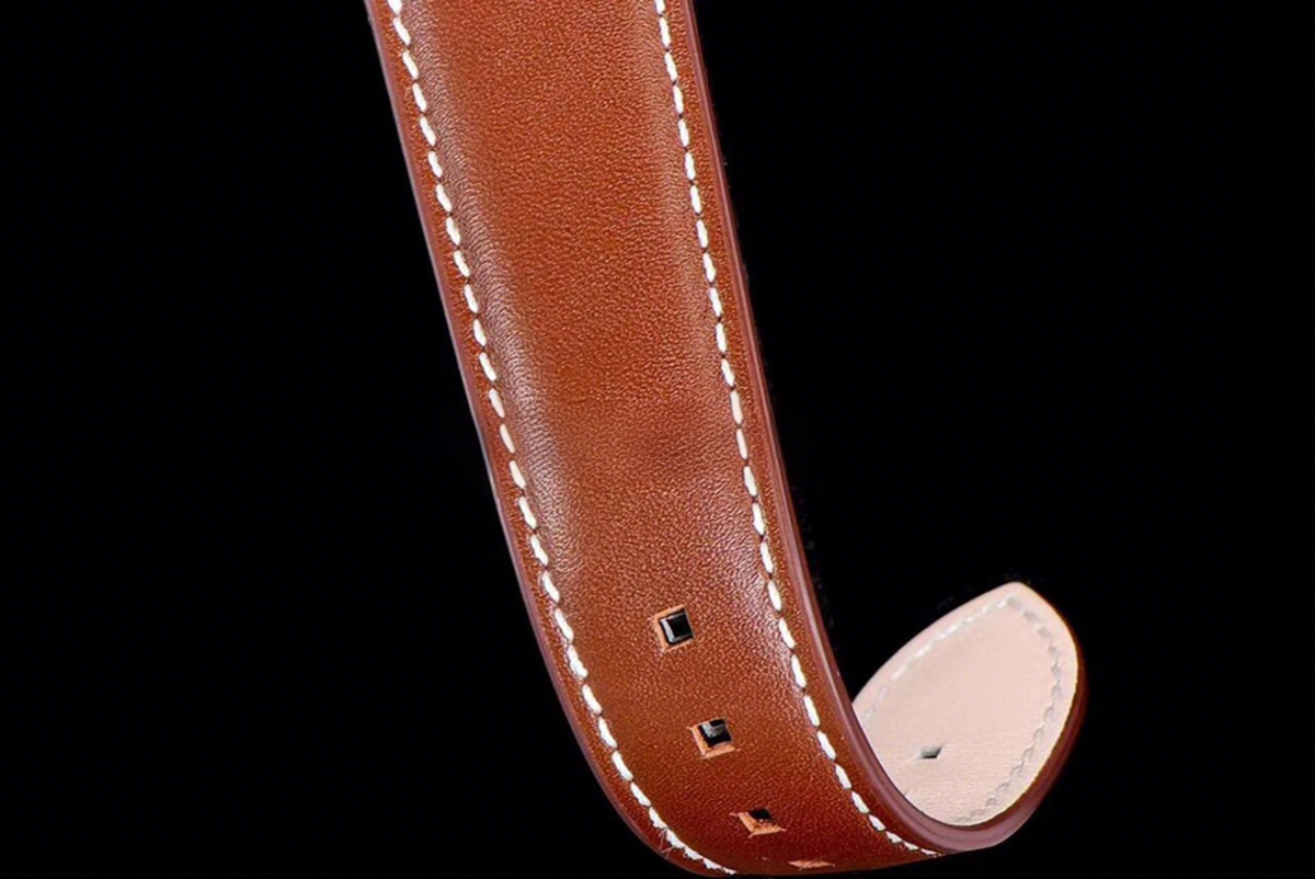 Patek Philippe Calatrava Pilot Travel Time 5524R Brown Dial in Rose Gold-fasswatch