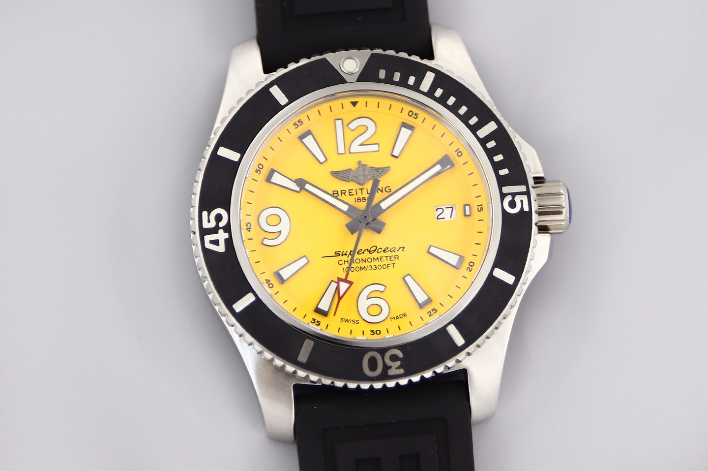 Breitling Superocean Automatic 44mm in Yellow Dial on Black Bezel on Rubber Strap-fasswatch