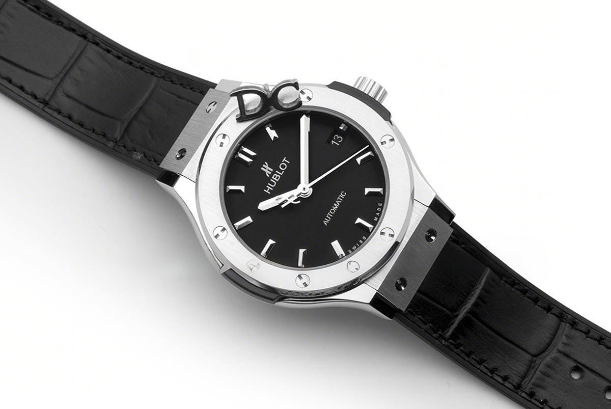 Hublot Classic Fusion Automatic 38mm Black Dial in Titanium-fasswatch