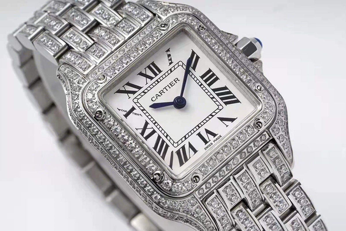 Cartier Panthère De Cartier 28mm White Dial in White Gold with Diamonds-fasswatch