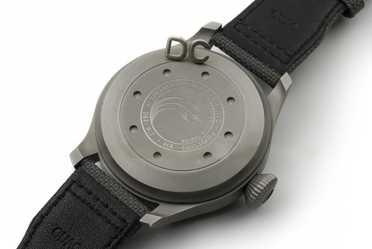 IWC Big Pilot’s Watch Edition “Patrouille Suisse” IW500910-fasswatch