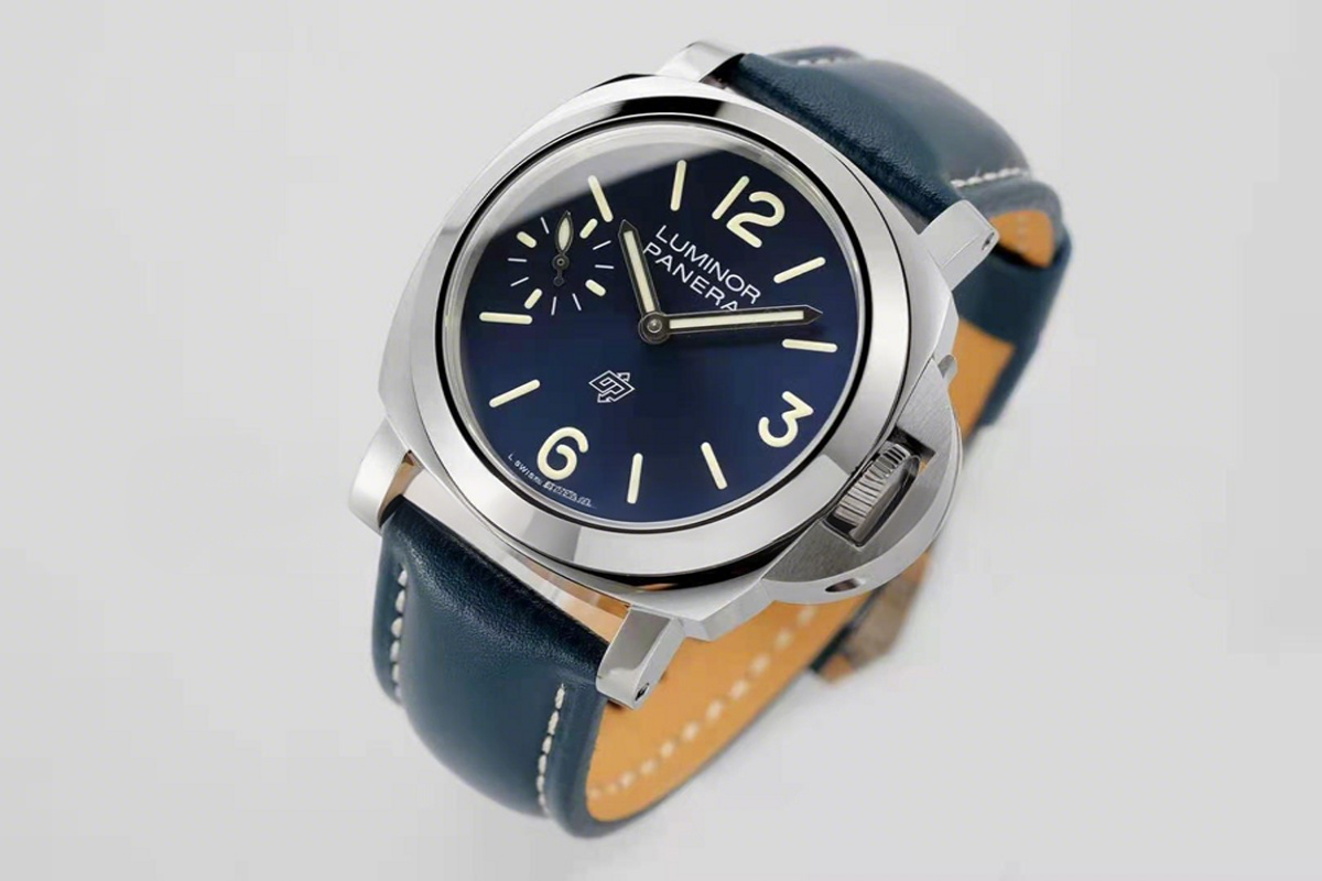 Panerai PAM1085 Luminor Blu Mare 44mm-fasswatch