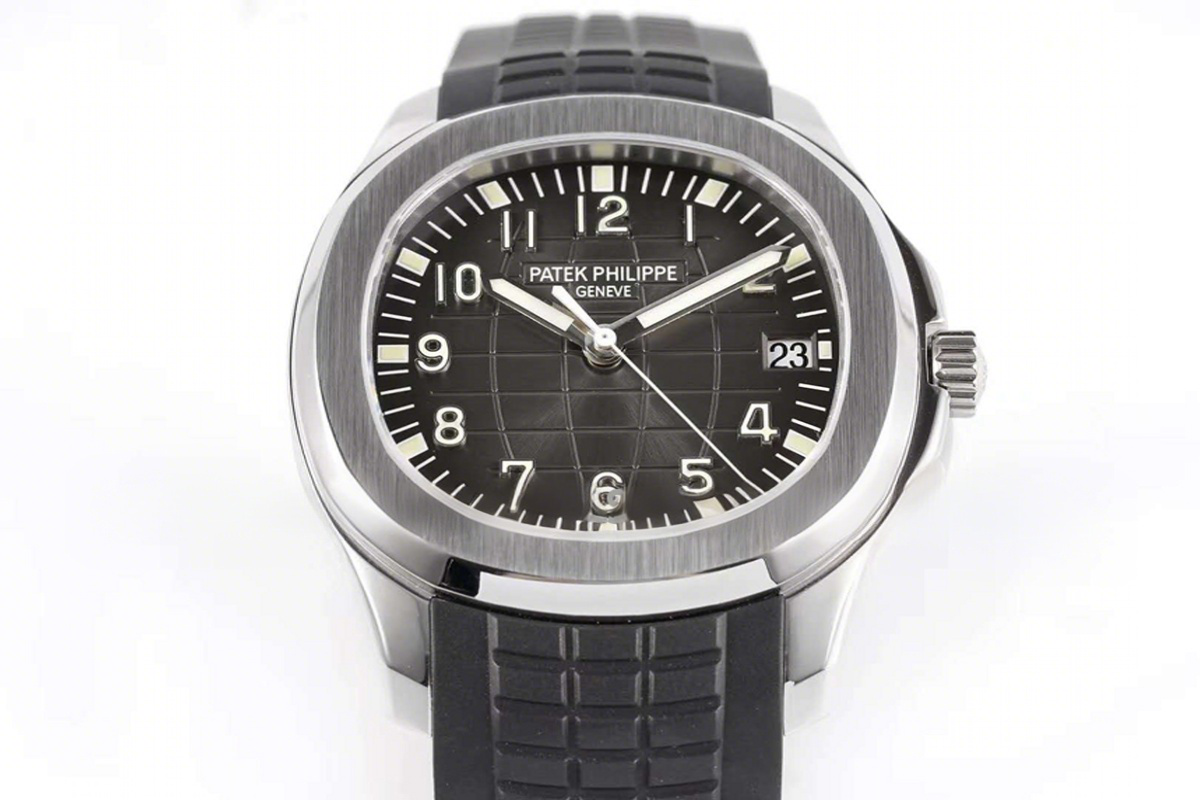 Patek Philippe Aquanaut 5167A-001 Black Dial in Steel-fasswatch