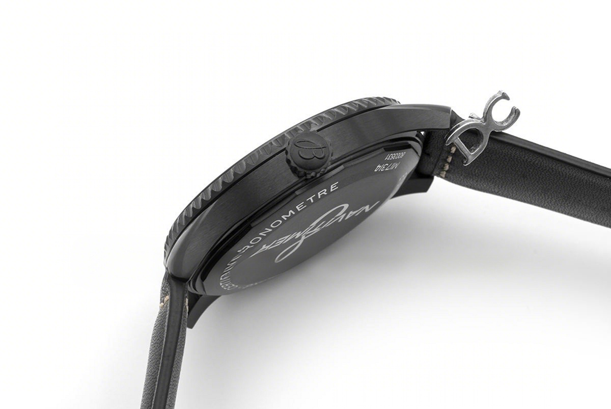 Breitling Navitimer 8 Automatic 41 Black Dial in PVD on Black Leather Strap-fasswatch