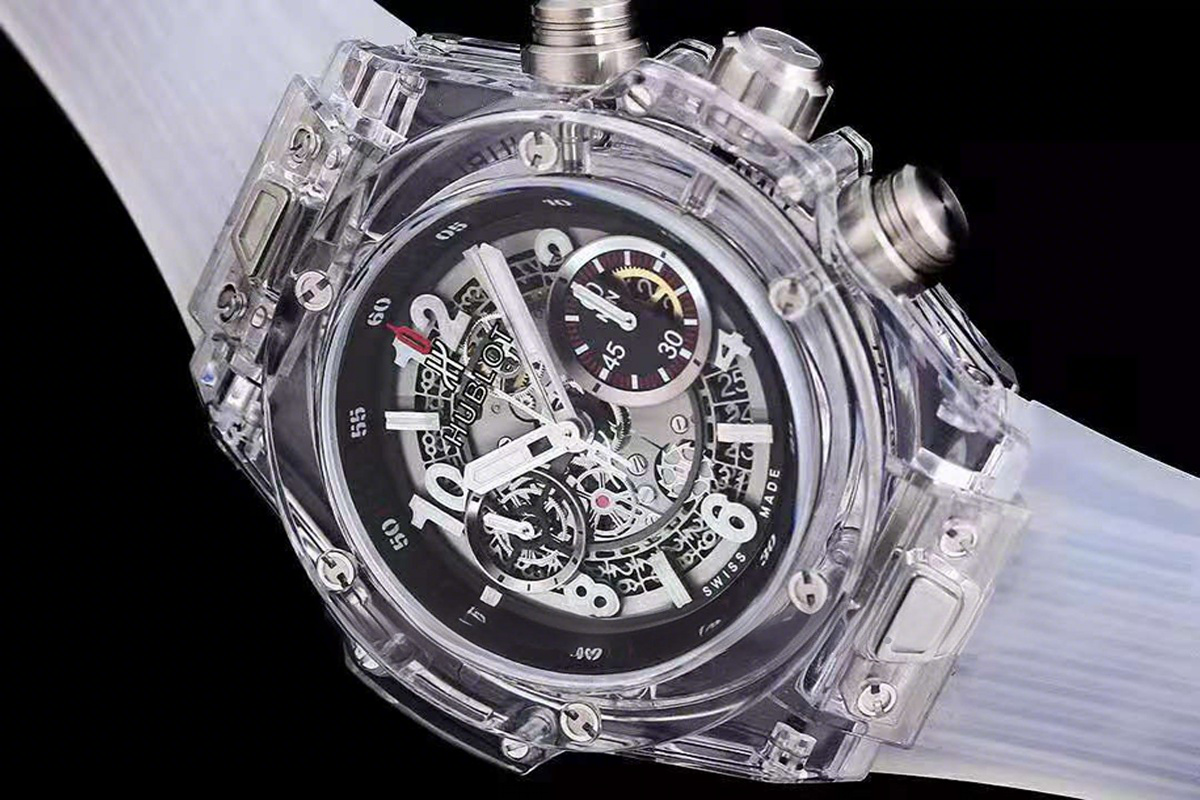 Hublot Big Bang Unico Magic Sapphire 45mm-fasswatch