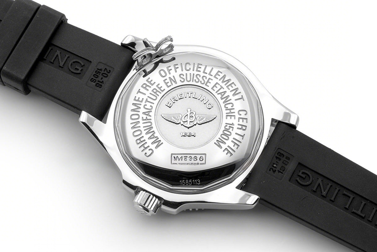 Breitling Superocean II 42 Black/Yellow Dial in Steel-fasswatch