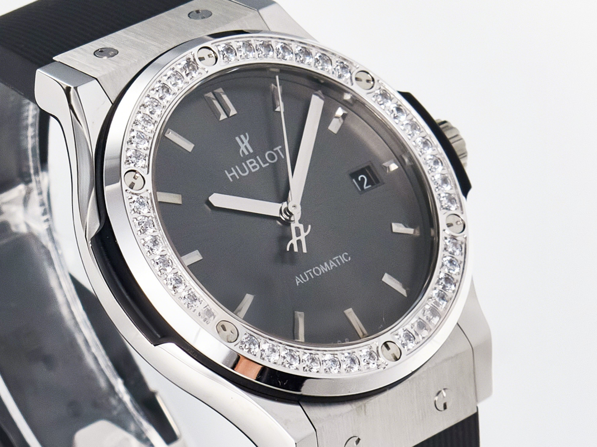 Hublot Classic Fusion Bang 42mm HBF 1:1 Best Edition Gray Dial Diamonds Bezel on Gray Rubber Strap A2892-fasswatch