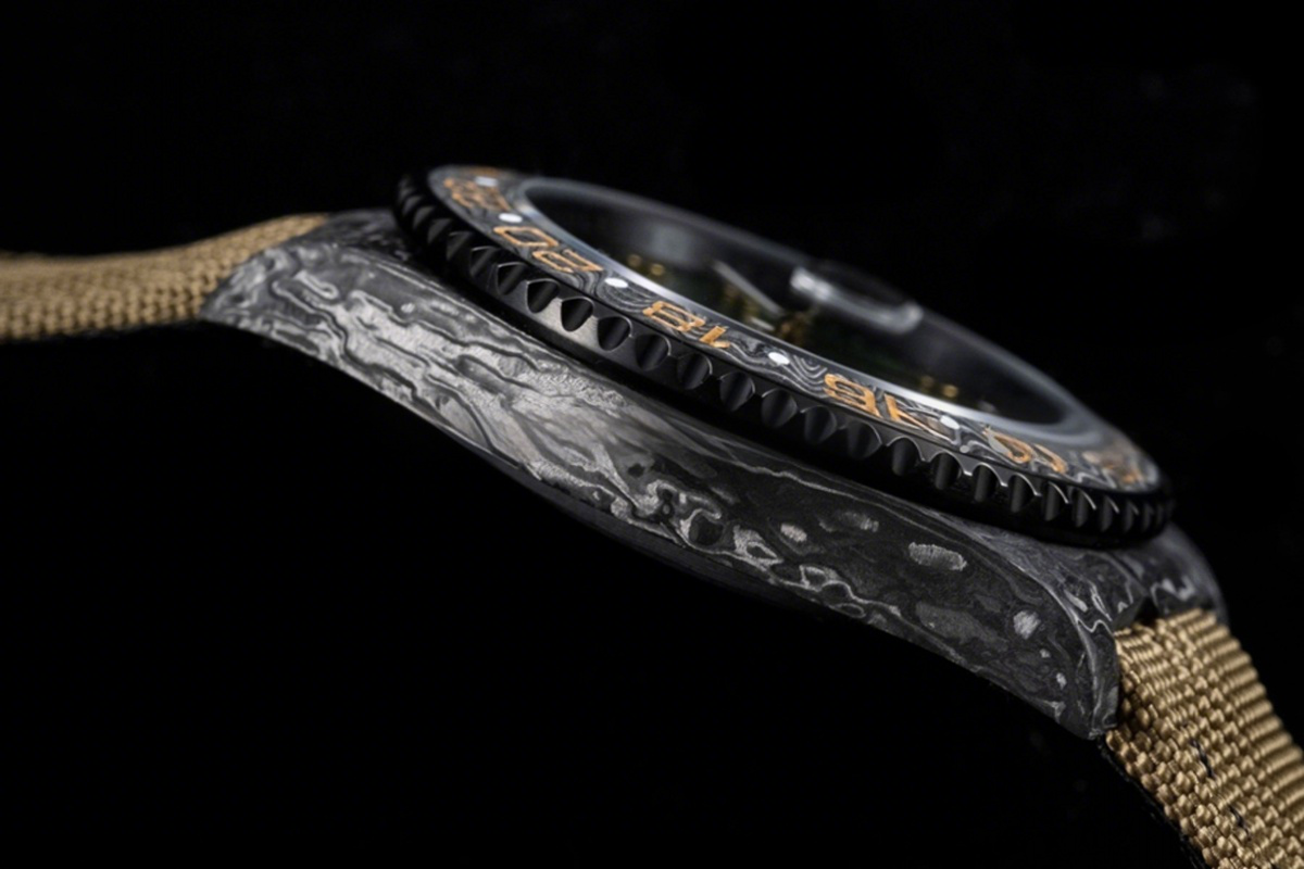 Rolex DIW GMT Desert Camo Carbon-fasswatch