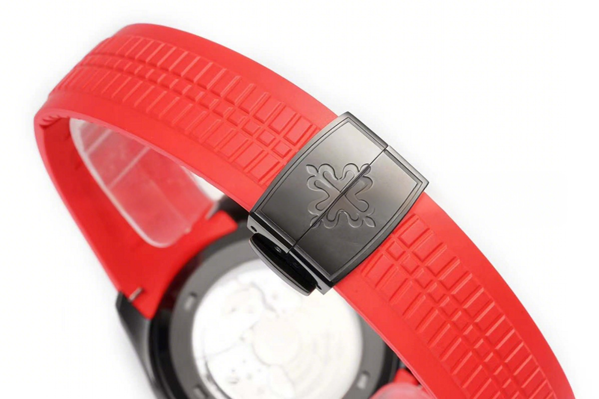 Patek Philippe Aquanaut 5167A ‘Black Venom Limited Edition’ Black Dial on Red Rubber Strap-fasswatch